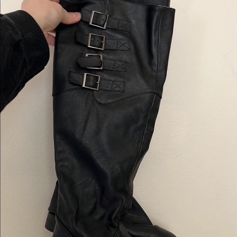 Black riding boots, knee high